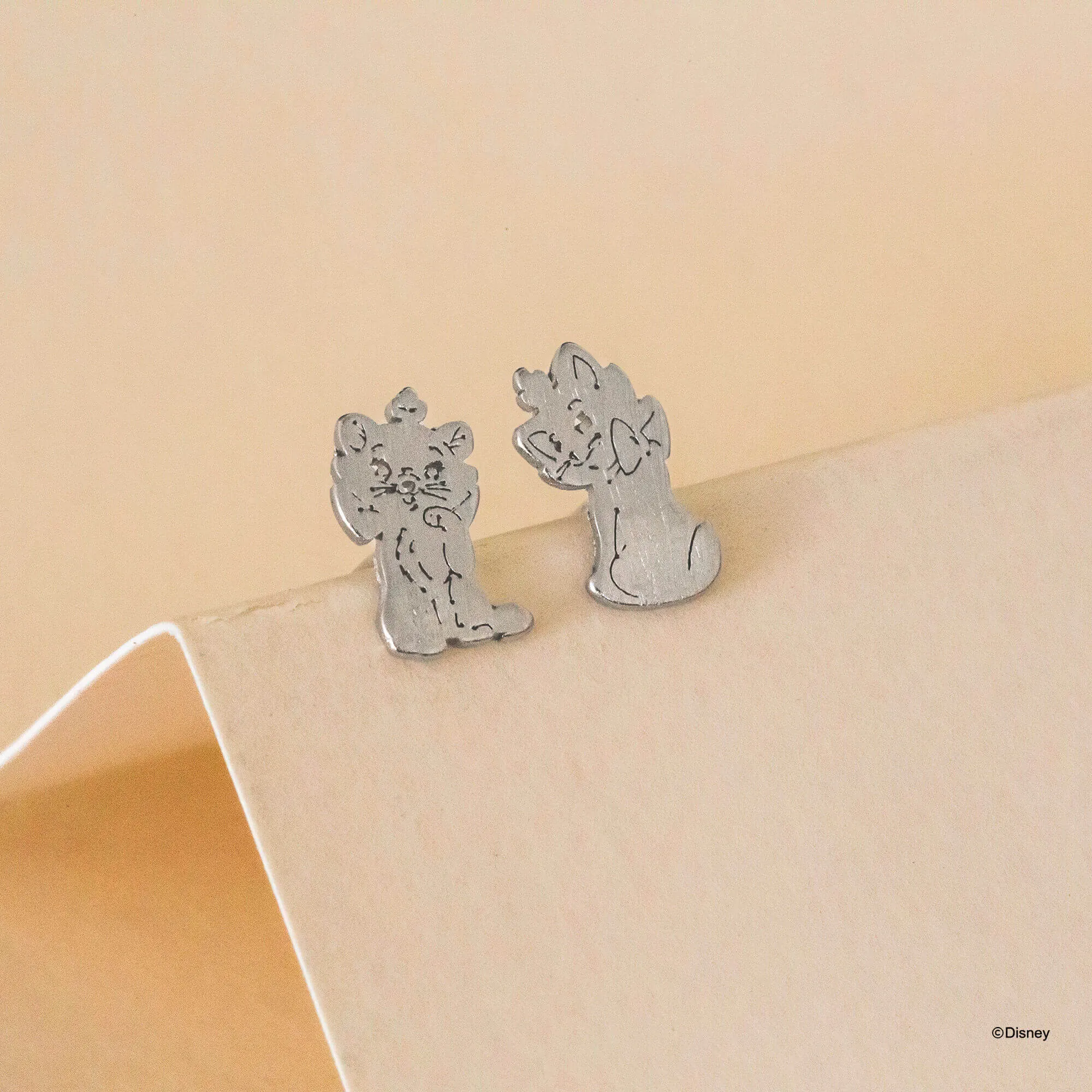 Disney Earring Marie